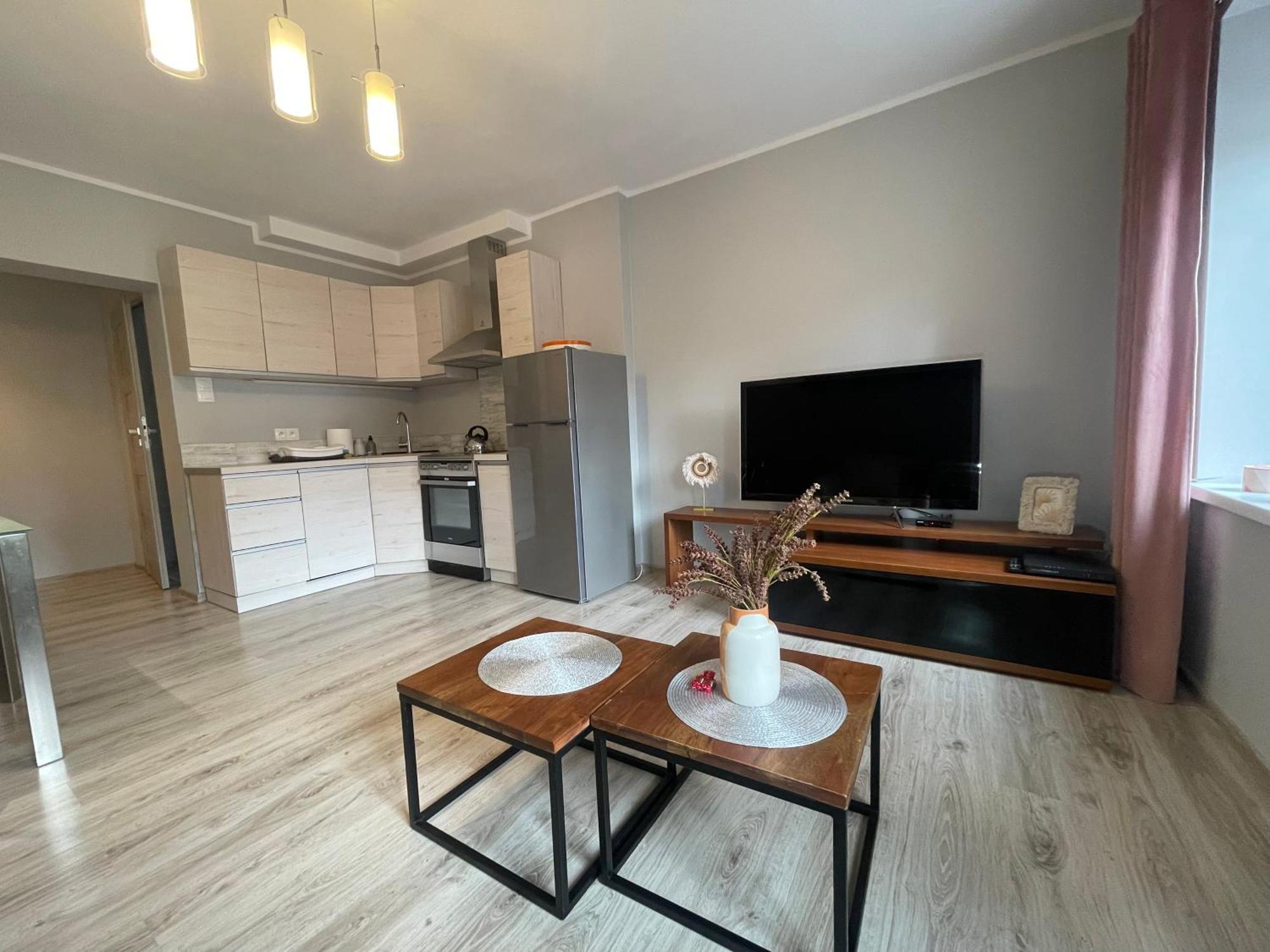 Apartament Przy Cieplickich Tezniach イェレニャ・グーラ エクステリア 写真