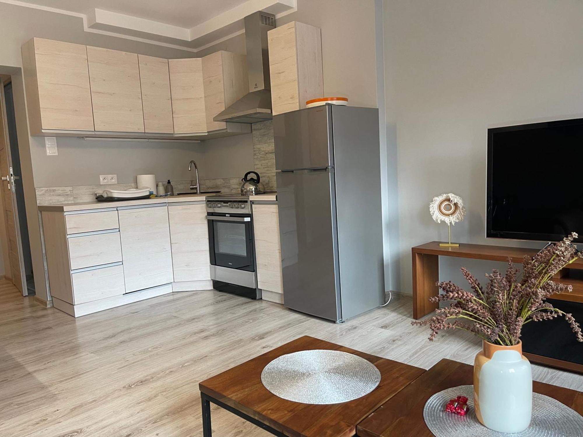Apartament Przy Cieplickich Tezniach イェレニャ・グーラ エクステリア 写真