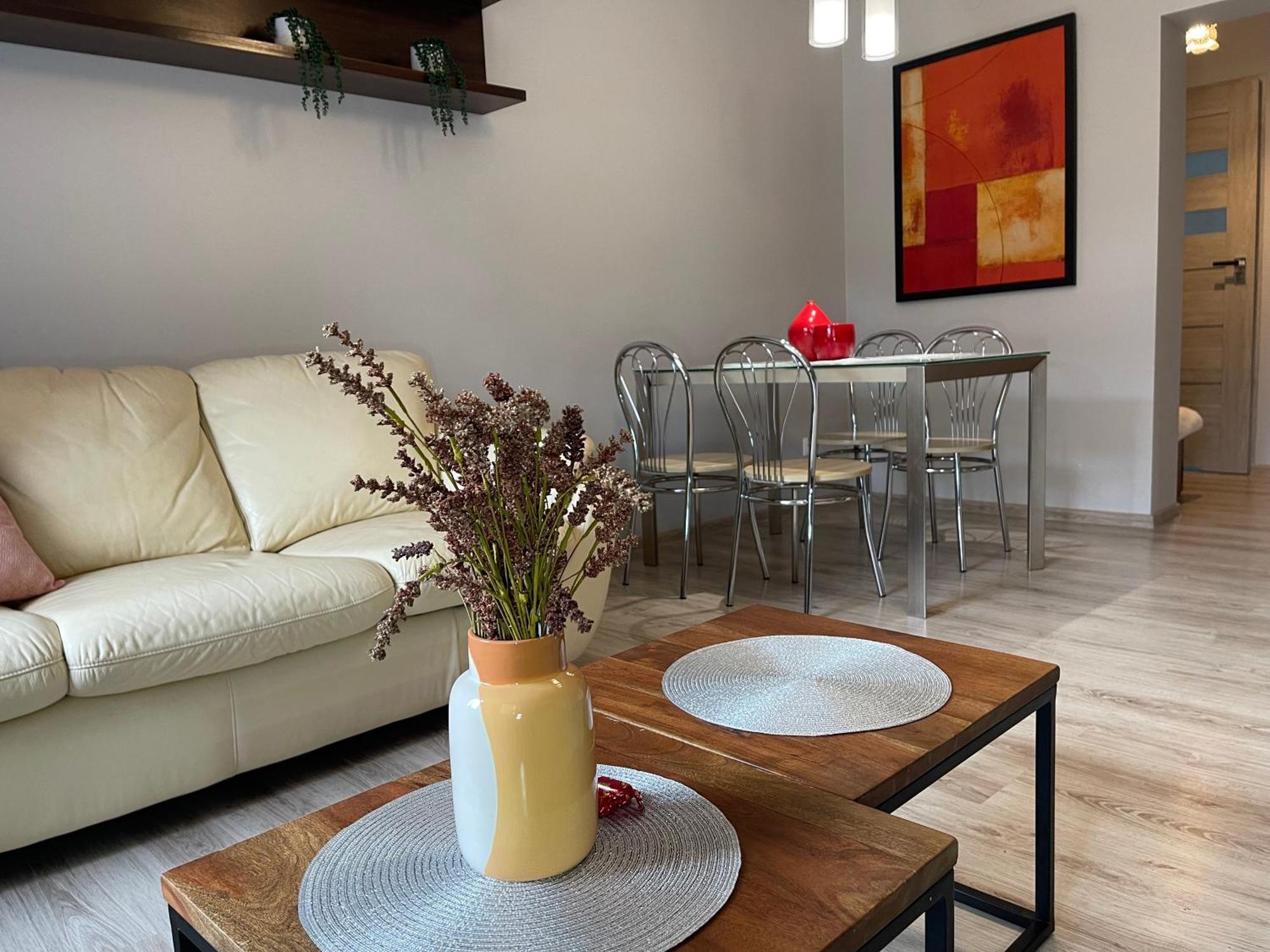 Apartament Przy Cieplickich Tezniach イェレニャ・グーラ エクステリア 写真